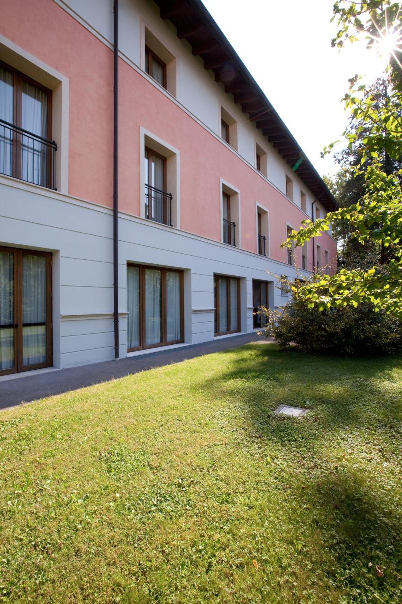 Eurohotel Palace Maniago Quarto foto